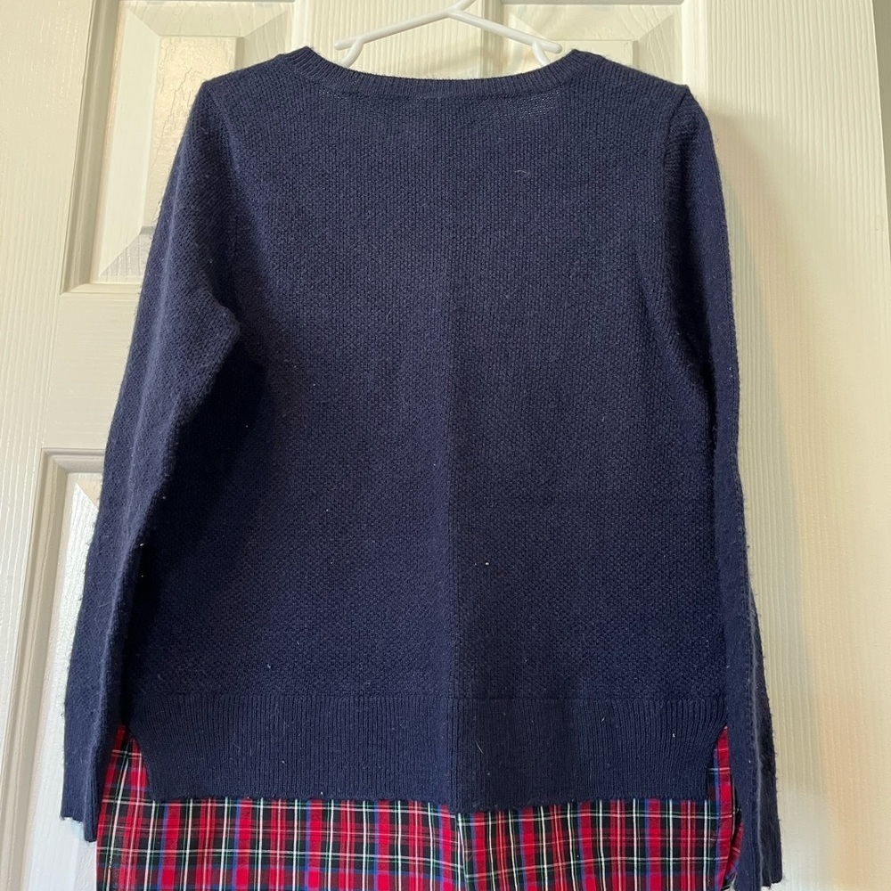 J Crew holiday sweater in 6-7 with plaid tail - Picture 6 of 8
